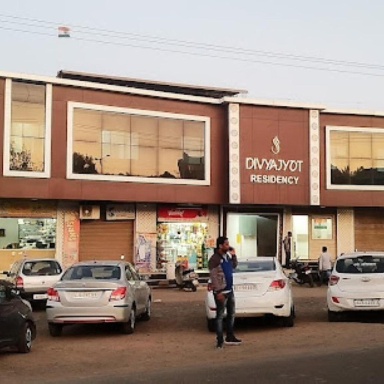 Hotel Divya Jyot Residency Bhuj Zewnętrze zdjęcie